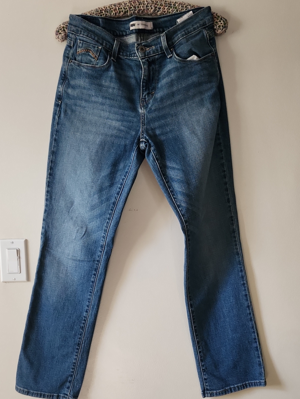 Levi's Women's Straight Jeans - Medium Blue Wash